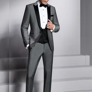 Luxus férfi öltönyök Szürke szimpla Breated csúcsos hajtóka Formális 3 részes kabát nadrág Mellény Smart Casual Office elegáns esküvői vőlegény